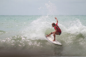 Analu Silva, paraibana, é vice campeã da primeira etapa do Brasileiro de Surf